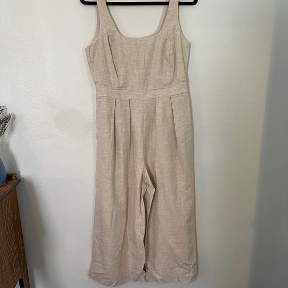 Banana Republic Cream Jumpsuit Pleated Lagenlook  - size 2 - Picture 1 of 9